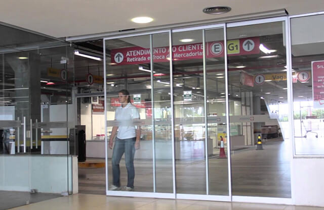 Porta telescópia com sensor vale a pena? Descubra agora